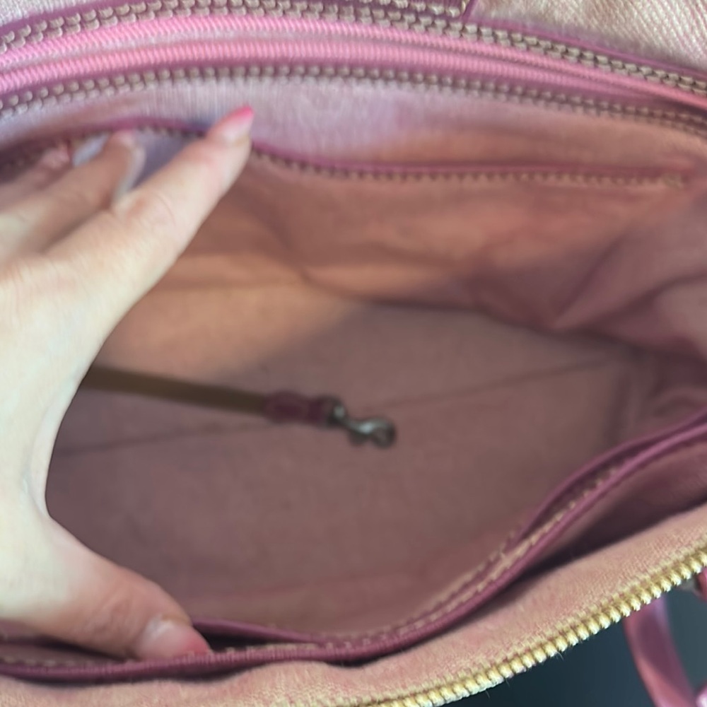 Dooney & Burke Disney Vacation Club Purse - Picture 6 of 7